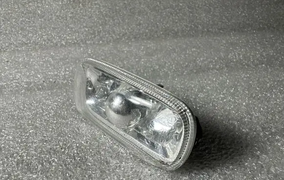 Audi A6 S6 C6 4F Front fender indicator light 8E0949127