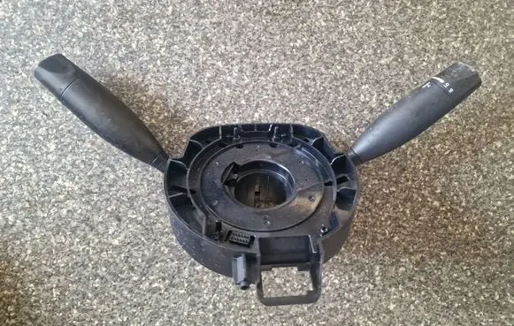 Chrysler 200 Wiper turn signal indicator stalk/switch