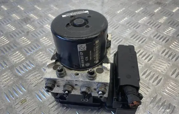 Volkswagen Golf VI ABS Pump 1K0614517CP 1K0907379BE
