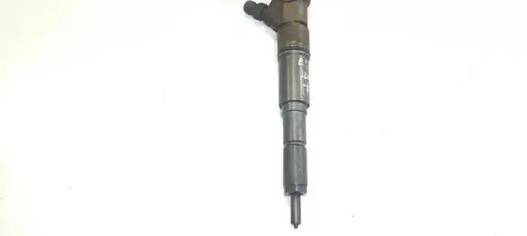 BMW 1 E81 E87 Fuel injector 0445110209 7794435
