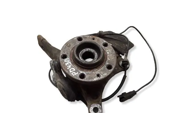 Peugeot 407 Front wheel hub spindle knuckle 