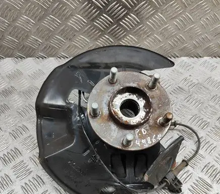 Mazda CX-5 II Front wheel hub KN3L33021