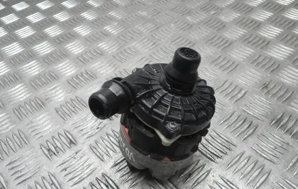 BMW 3 G20 G21 Electric auxiliary coolant/water pump 8686899
