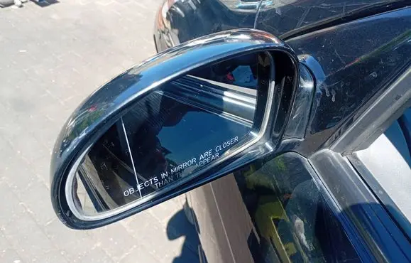 KIA Cerato Front door electric wing mirror