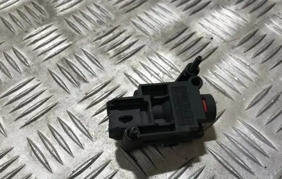 Ford Ka Fuel cut-off switch f2ab9341aa f2ab-9341-aa