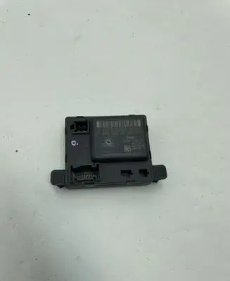 Mercedes-Benz Sprinter W906 Door control unit/module A9068204126 00005228D0