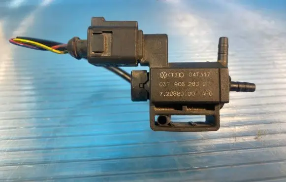 Audi A6 S6 C6 4F Turbo solenoid valve 037906283C 72288000