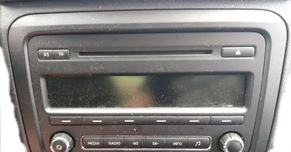Skoda Fabia Mk1 (6Y) Radio/GPS head unit trim 
