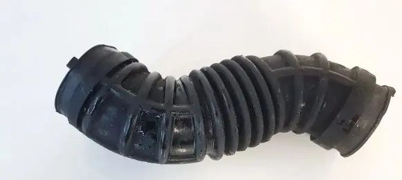 Chevrolet Captiva Air intake hose/pipe 96628960
