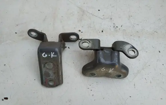 Toyota Avensis T250 Rear door hinge set 