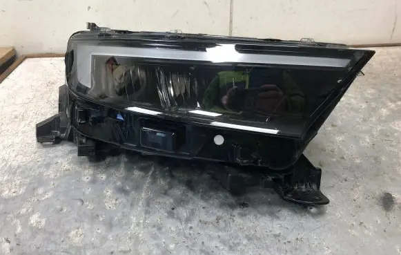 Opel Mokka B Headlight/headlamp 9834007980