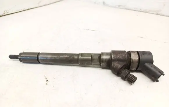KIA Sportage Fuel injector 3380027400