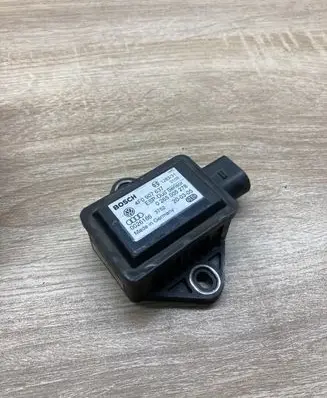 Audi A4 S4 B7 8E 8H ESP acceleration yaw rate sensor 4F0907637 0265005278