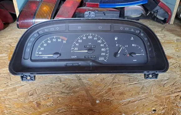 Renault Laguna I Speedometer (instrument cluster) 7700844747 216137529A 00201340