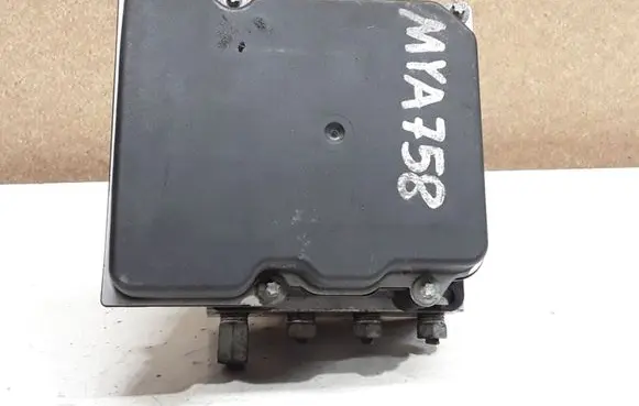 Toyota Avensis T270 ABS Pump 4454005120 0265951833