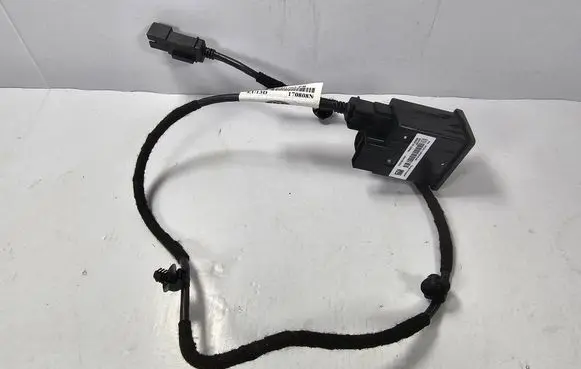 Ford Kuga II USB socket connector HC3T14F014AC