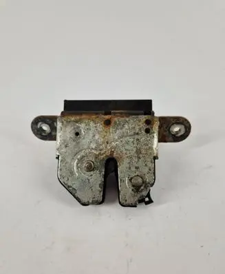 Lancia Delta III Tailgate/trunk/boot lock/catch/latch 