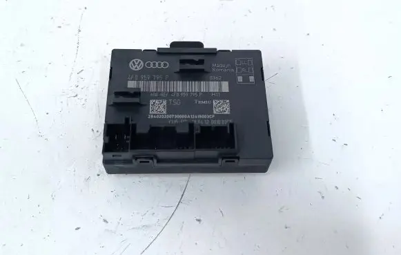 Audi Q7 4L Door control unit/module 4F0959795P
