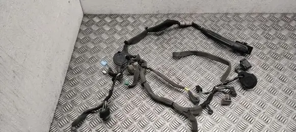 Volvo V70 Front door wiring loom 31374877