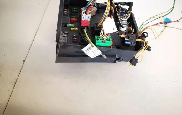 Peugeot 206 Fuse box set 9650584680