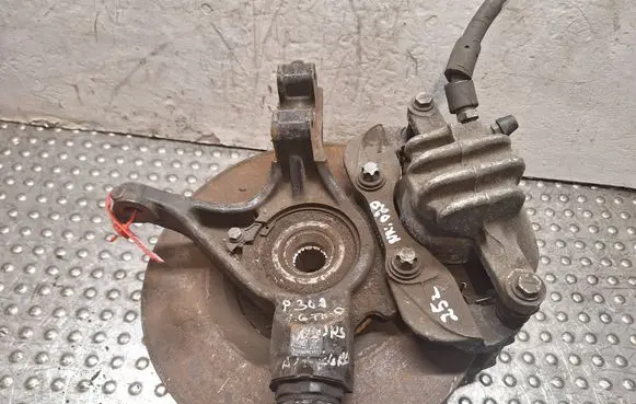 Peugeot 3008 I Front wheel hub spindle knuckle S17986020 P56