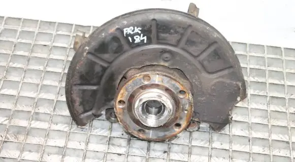 Volkswagen Scirocco Front wheel hub