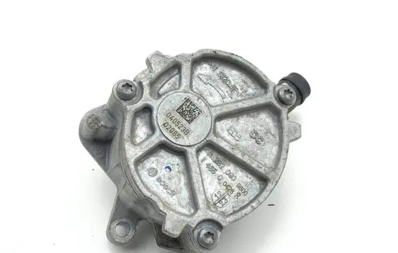 Nissan Qashqai J12 Vacuum pump A2820909800 146500428R