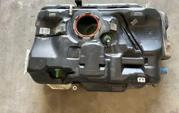 Mercedes-Benz CLA C117 X117 W117 Fuel tank A2464703001 MF3001134320481