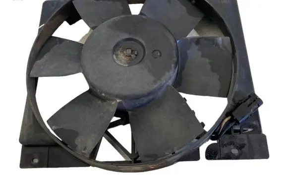 Jeep Cherokee XJ Electric radiator cooling fan 52005748