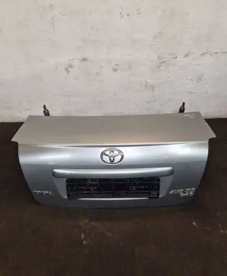 Toyota Avensis T250 Tailgate/trunk/boot lid 