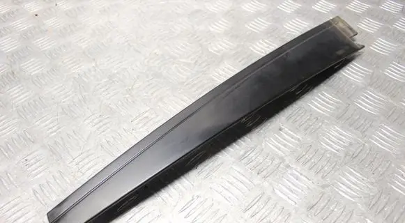 Honda Legend III KA9 Front door trim bar 