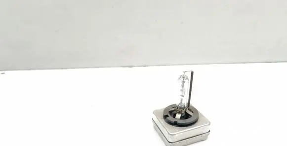 BMW 3 E90 E91 Xenon bulb D1S