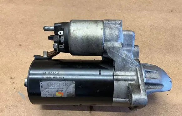 BMW 5 E60 E61 Starter motor 0001115045 0986021230 0986XA9010