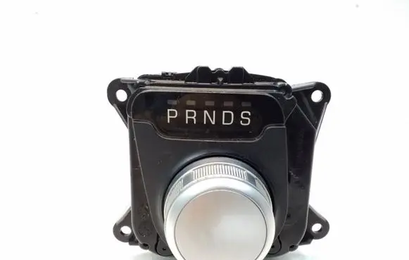 Chrysler 200 Gear selector P68260344AA