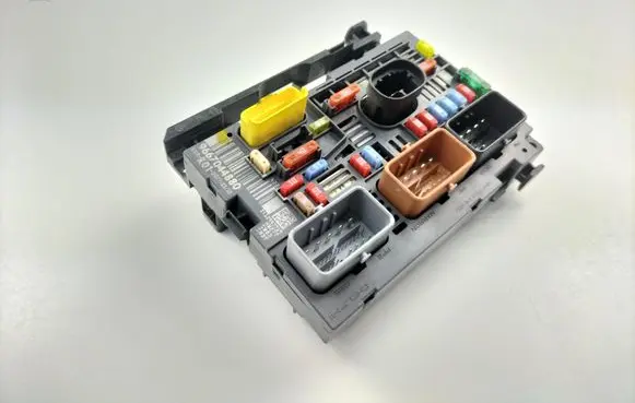 Citroen C4 Grand Picasso BSM Control unit 9667044880