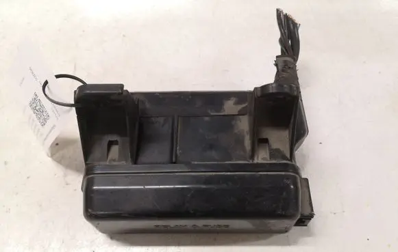Toyota Avensis Verso Relay mounting block 