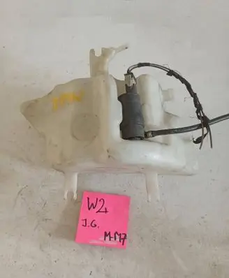 BMW 3 E36 Windshield washer fluid reservoir/tank 61671391900 61688353075