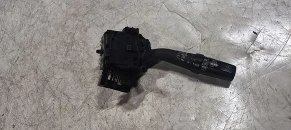 Toyota Avensis T270 Wiper control stalk 8465205170