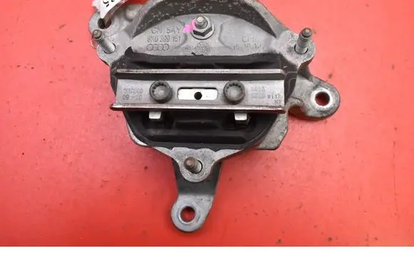 Audi A8 S8 D4 4H Gearbox mounting bracket 8K0399151