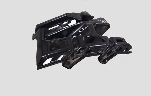 Skoda Enyaq iV Rear bumper mounting bracket 972822 5LG807394A