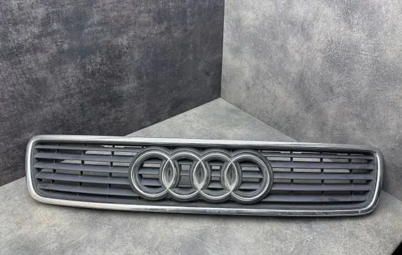 Audi A4 S4 B5 8D Front grill 8D0853651J