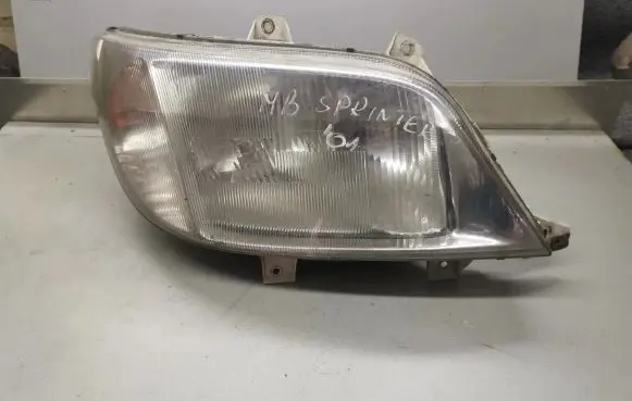 Mercedes-Benz Sprinter W901 W902 W903 W904 Headlight/headlamp 15053200