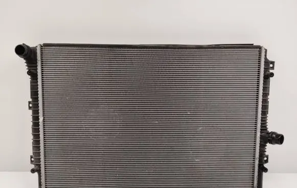 Volkswagen Jetta VI Coolant radiator 5C0121251K 0505B M163070B784