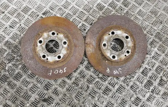 Toyota Corolla Verso AR10 Front brake disc
