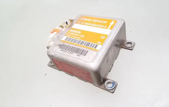 Audi A6 S6 C4 4A Airbag control unit/module 8A0959655C 0285001038