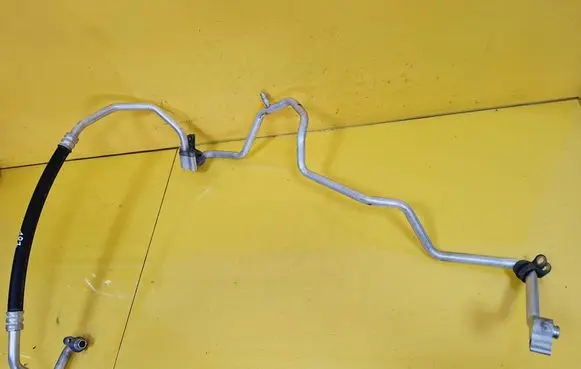 Mazda 6 Air conditioning (A/C) pipe/hose