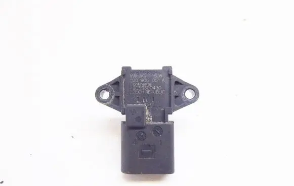 Volkswagen Fox Air pressure sensor 03D906051A