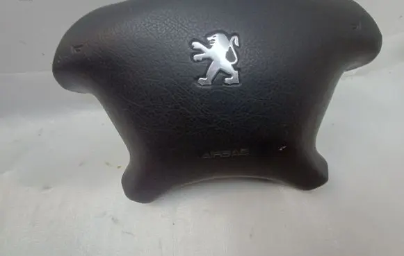 Steering wheel airbag