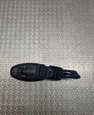 Peugeot 5008 Cruise control stalk 96637157XT 12272004