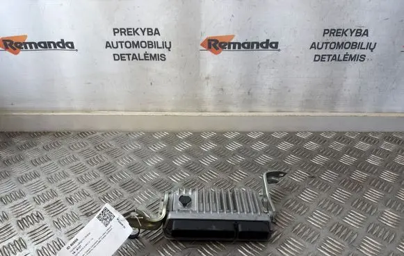Toyota Auris E180 Engine control unit/module 896610Z750
